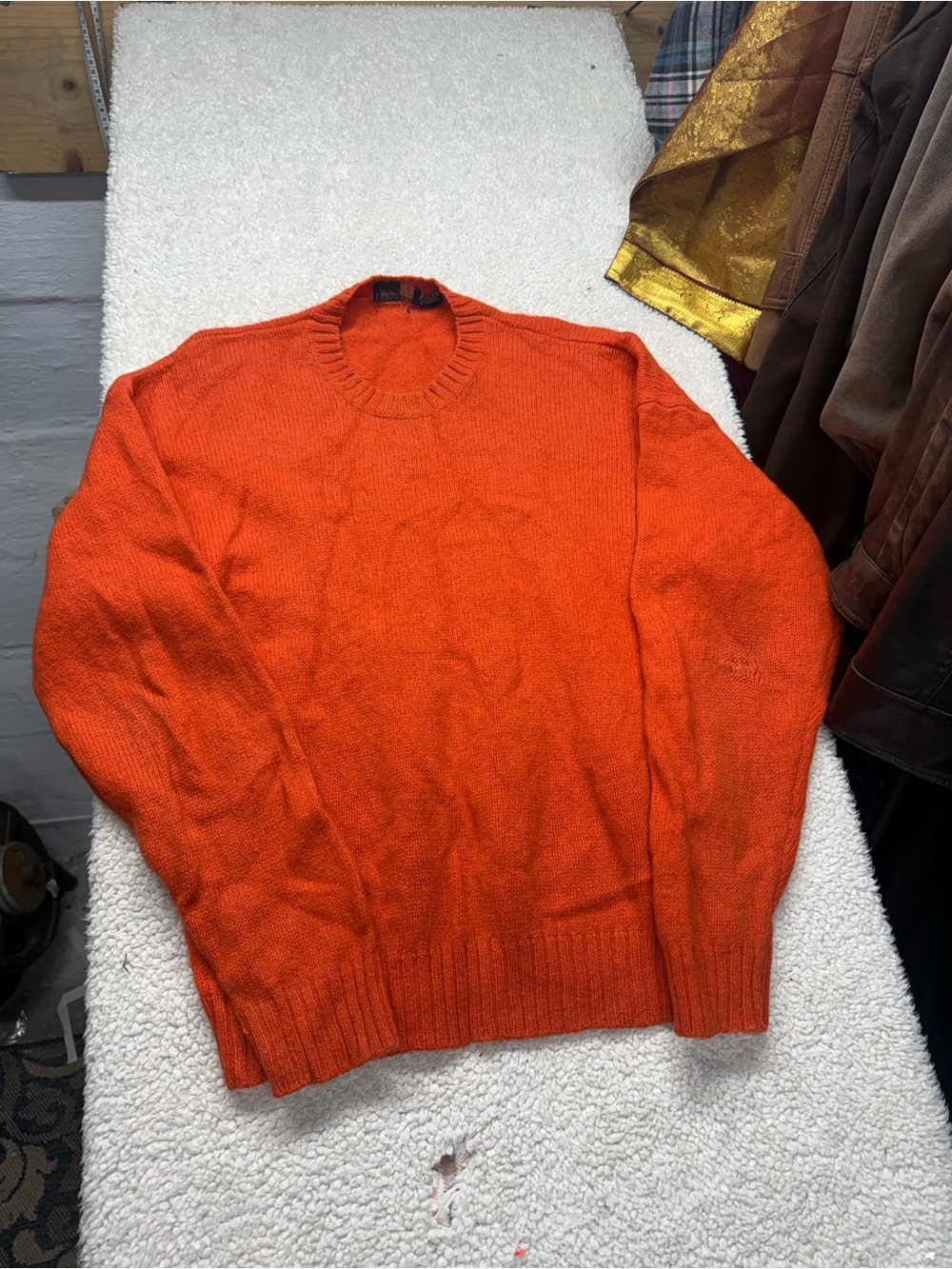 Vintage James River Trading 100% Shetland wool Orange Crewneck Sweater, size Lg